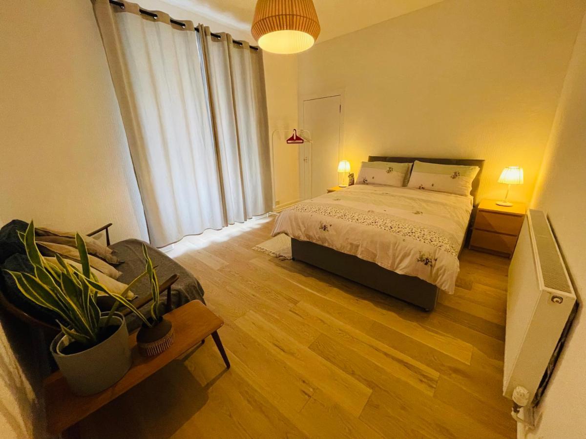 Ground Floor 1 Bedroom Flat In The City Centre 爱丁堡 外观 照片