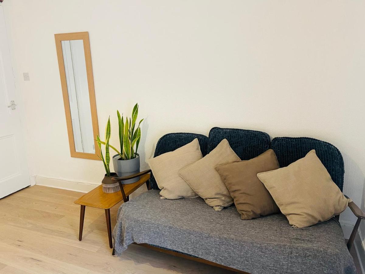 Ground Floor 1 Bedroom Flat In The City Centre 爱丁堡 外观 照片