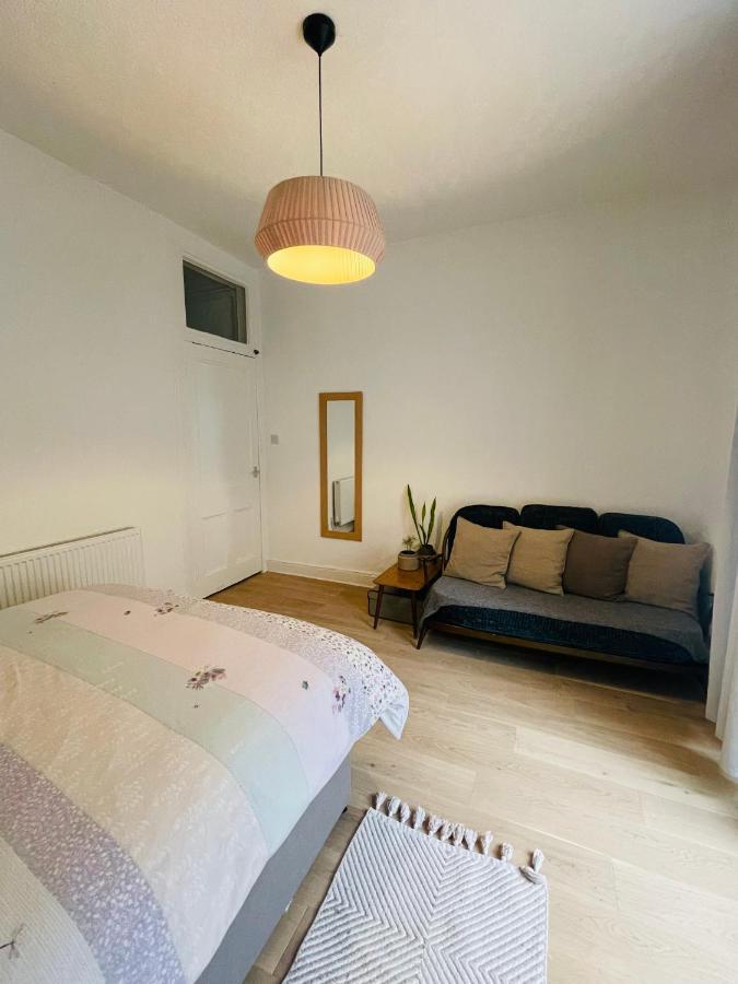 Ground Floor 1 Bedroom Flat In The City Centre 爱丁堡 外观 照片